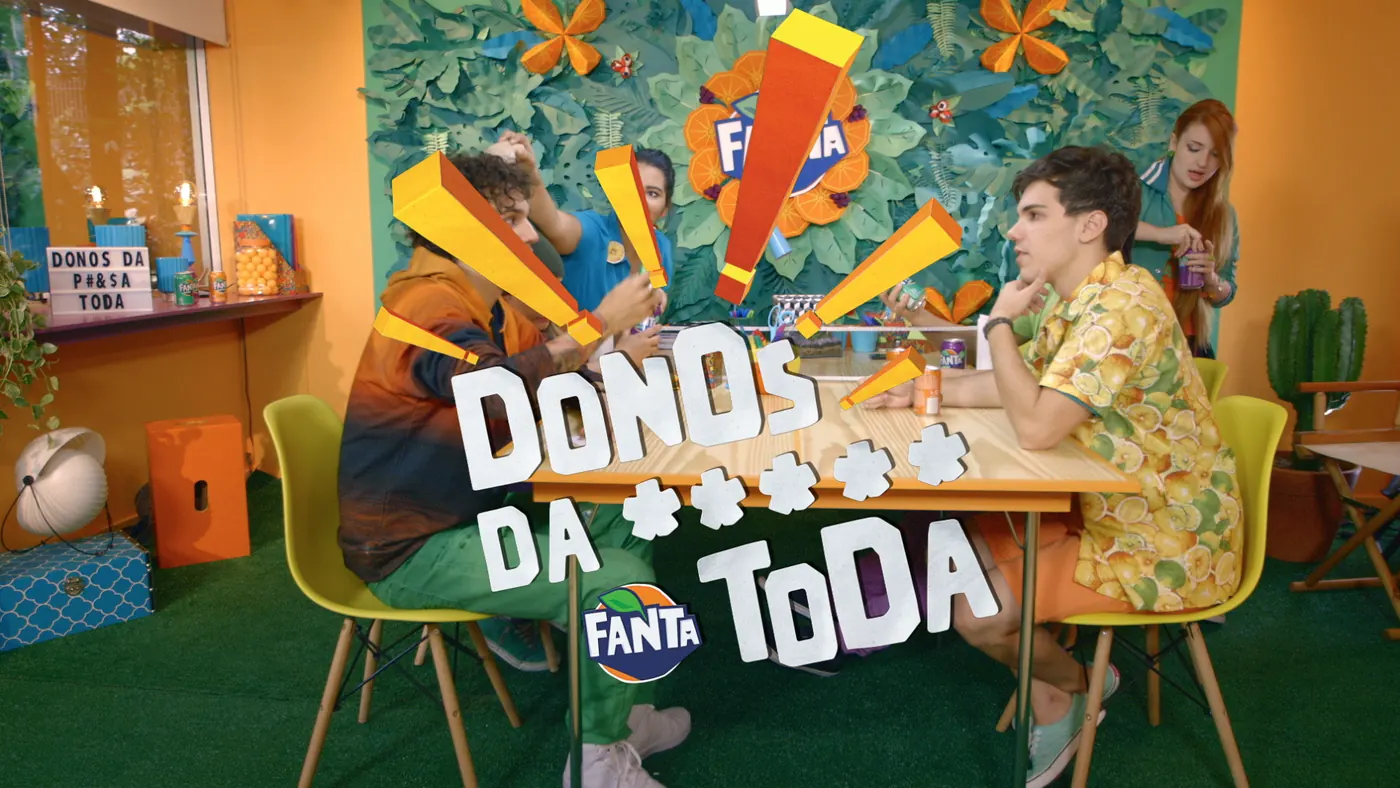 OS DONOS DA P**** TODA